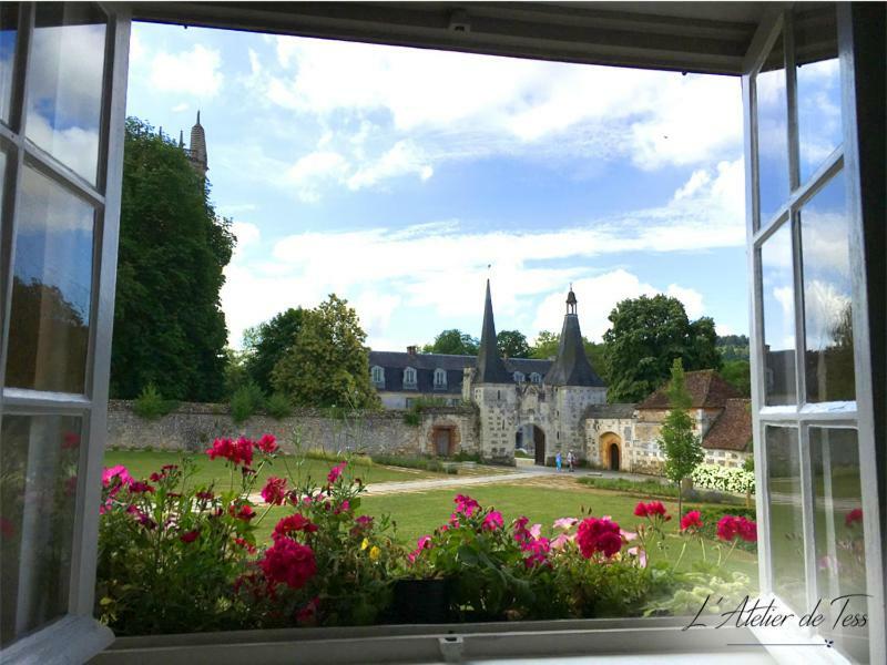 L'Atelier De Tess Bed & Breakfast Le Bec-Hellouin Exterior photo