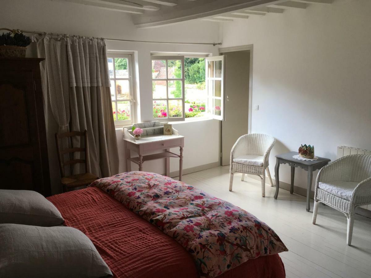 L'Atelier De Tess Bed & Breakfast Le Bec-Hellouin Exterior photo